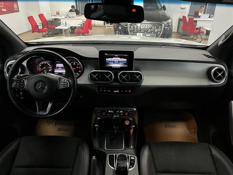 MERCEDES-BENZ X-CLASS