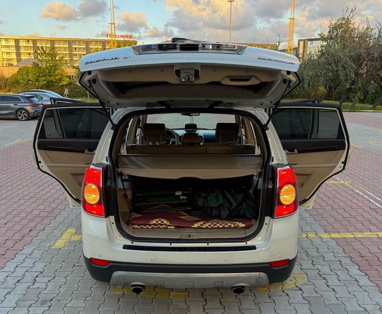 CHEVROLET CAPTIVA