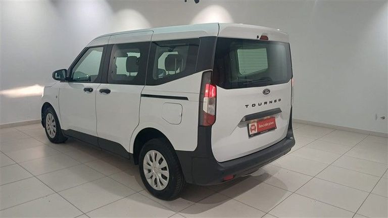 FORD TOURNEO COURIER