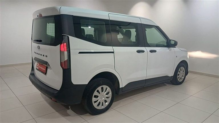 FORD TOURNEO COURIER