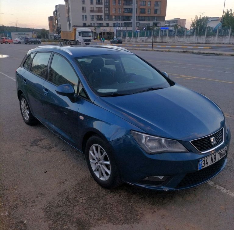 SEAT IBIZA