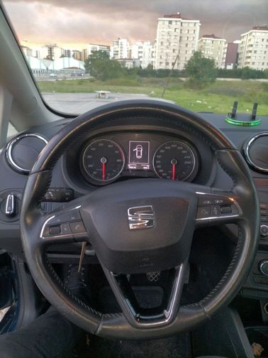 SEAT IBIZA