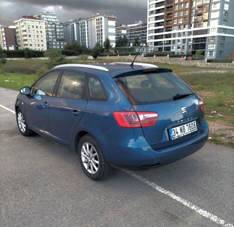 SEAT IBIZA