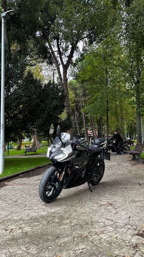 CFmoto 250SR