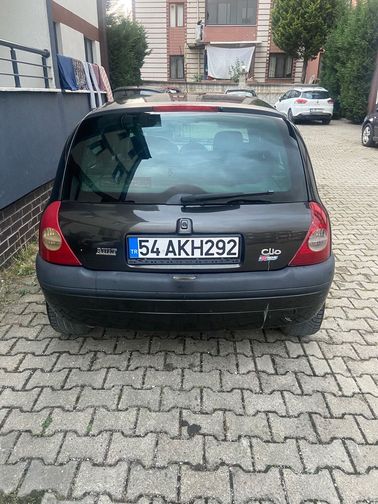 RENAULT CLIO