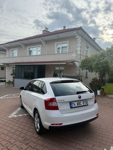 SKODA RAPID