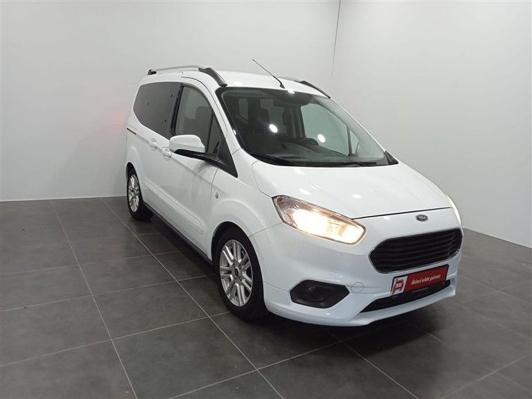 FORD TOURNEO COURIER