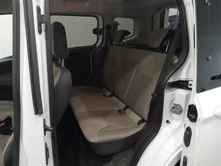 FORD TOURNEO COURIER