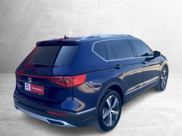 SEAT TARRACO