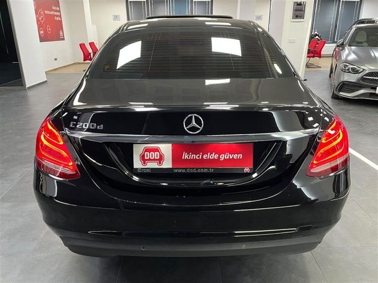 MERCEDES-BENZ C-SERISI