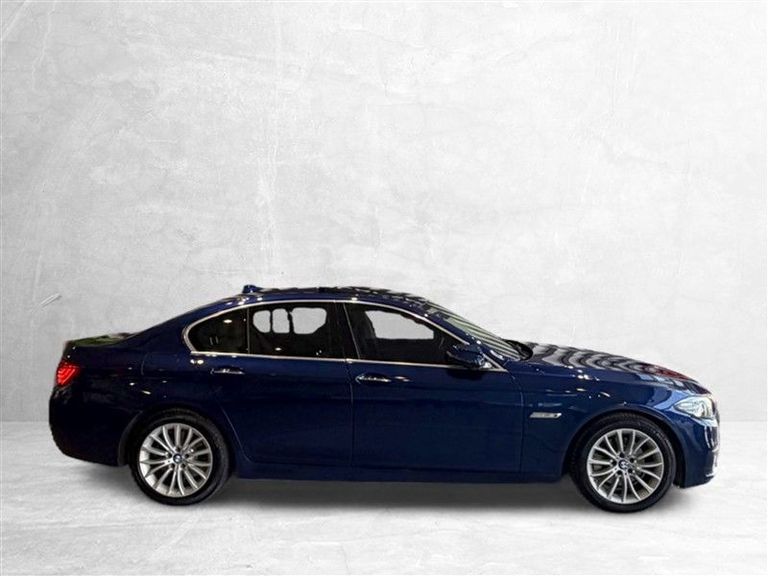 BMW 5 SERISI