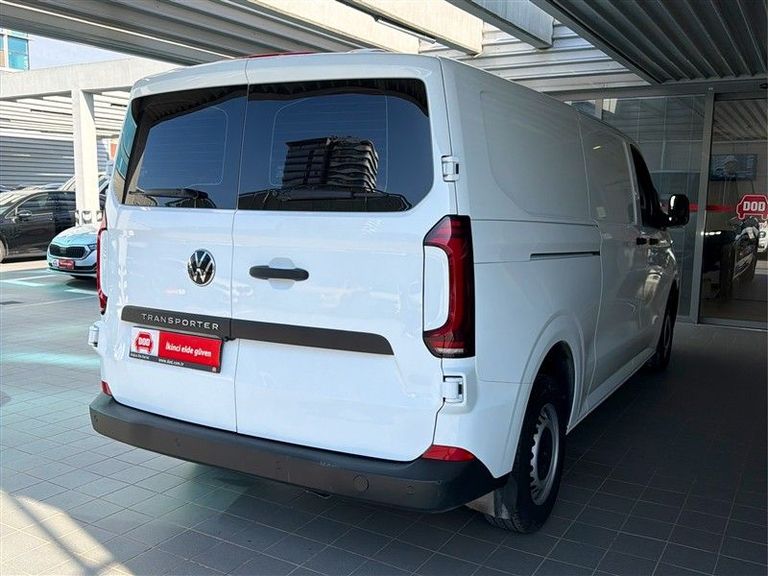 VOLKSWAGEN TRANSPORTER