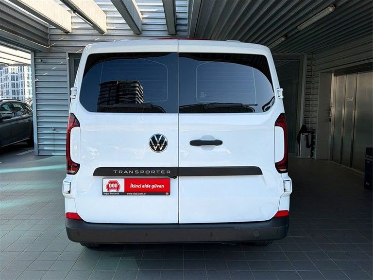 VOLKSWAGEN TRANSPORTER