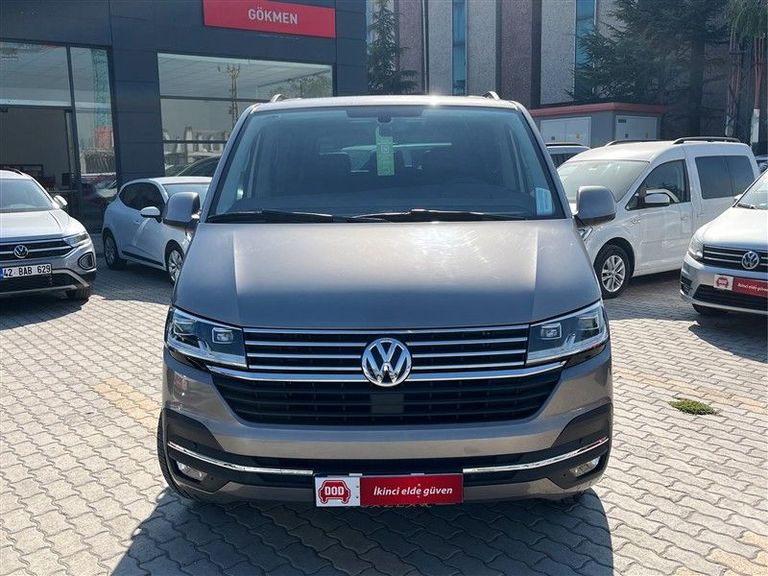 VOLKSWAGEN CARAVELLE