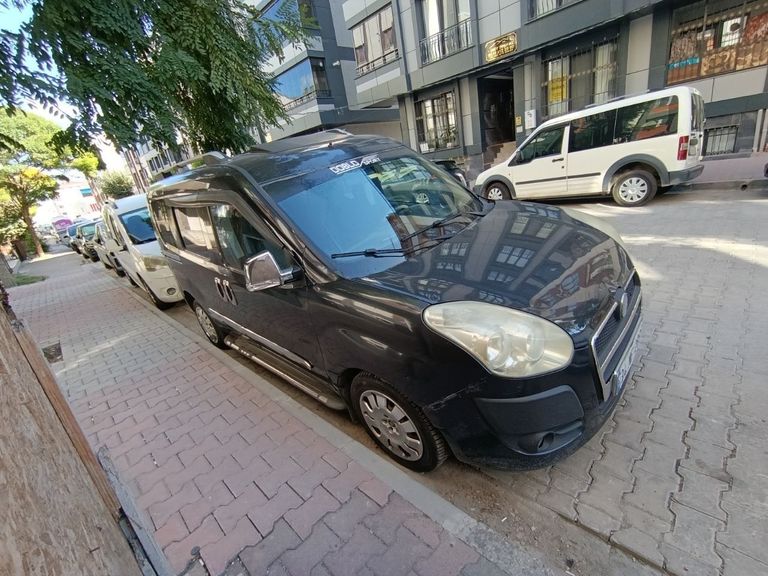 FIAT DOBLO COMBI