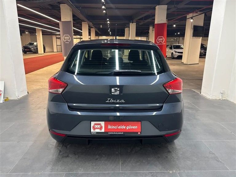 SEAT IBIZA