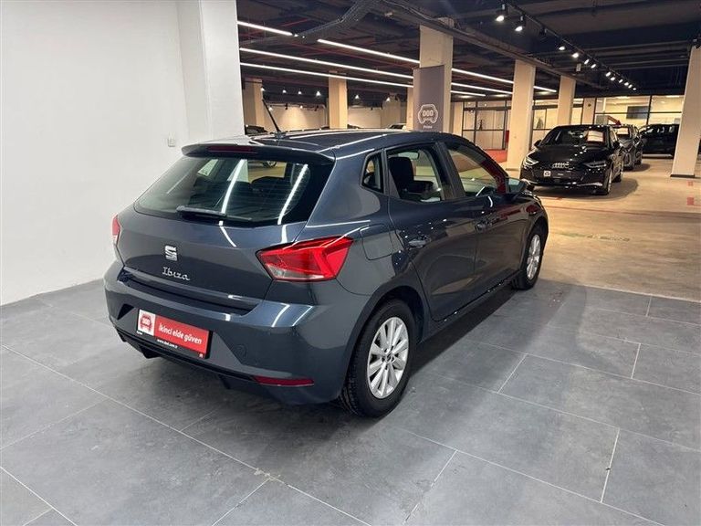 SEAT IBIZA