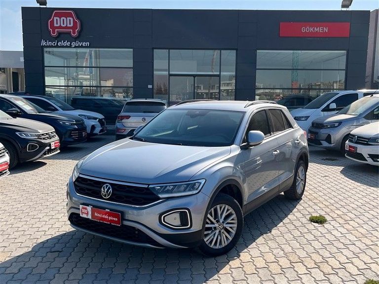 VOLKSWAGEN T-ROC