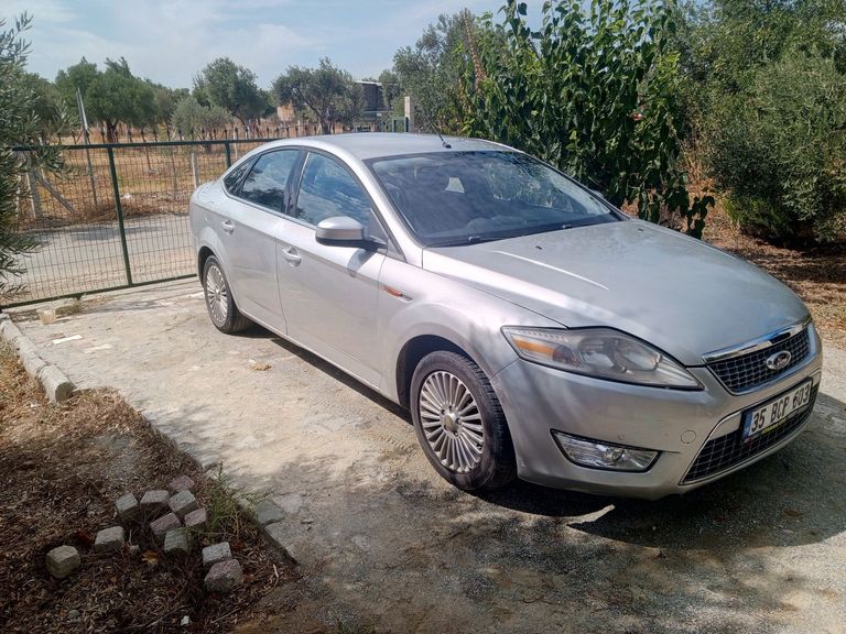FORD MONDEO