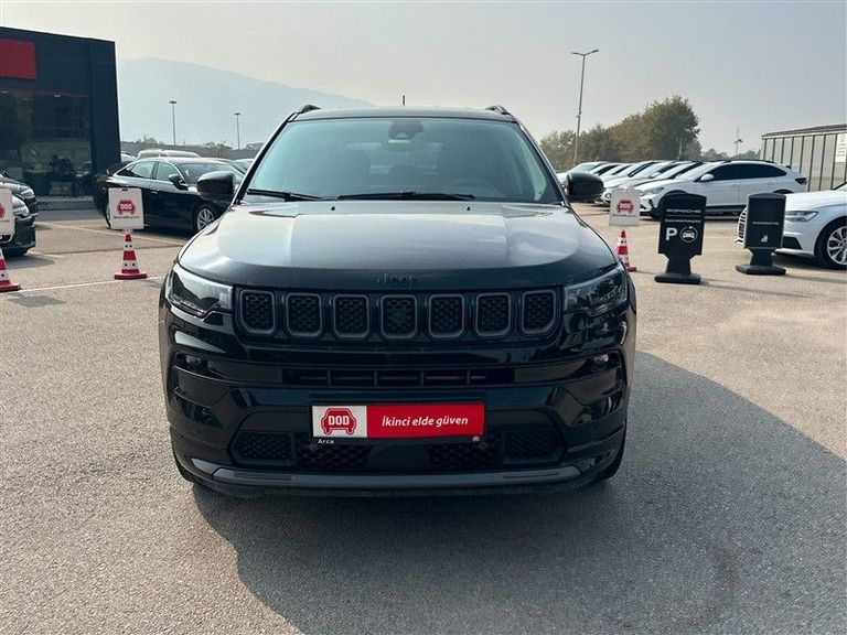JEEP COMPASS