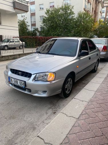 HYUNDAI ACCENT