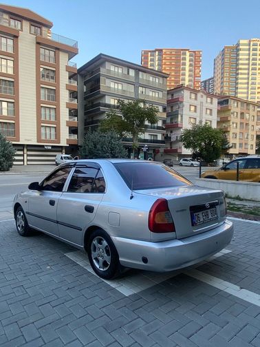HYUNDAI ACCENT