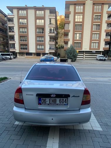 HYUNDAI ACCENT