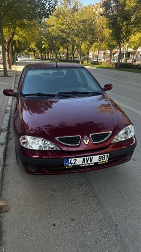 RENAULT MEGANE