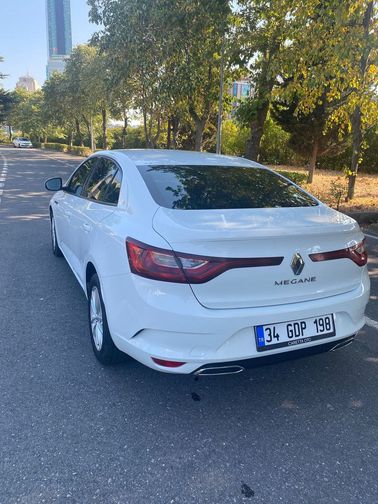 RENAULT MEGANE