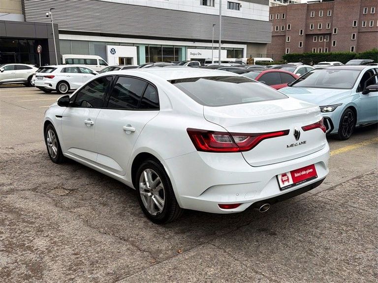 RENAULT MEGANE
