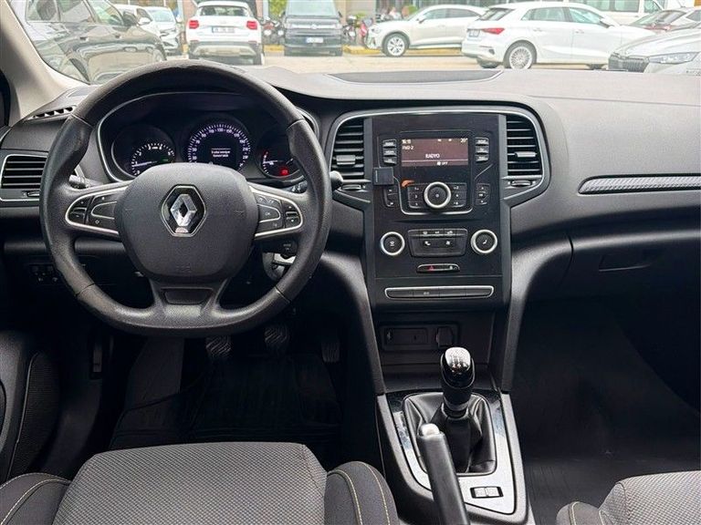 RENAULT MEGANE