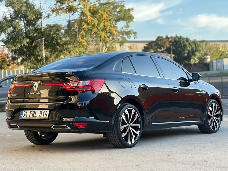 RENAULT MEGANE