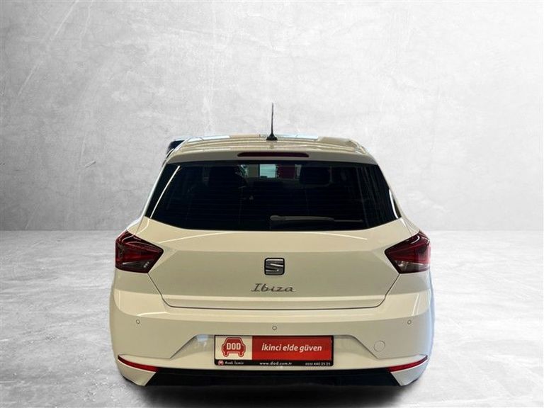 SEAT IBIZA