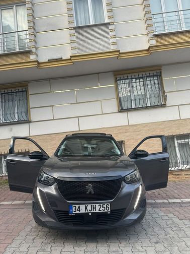 PEUGEOT 2008