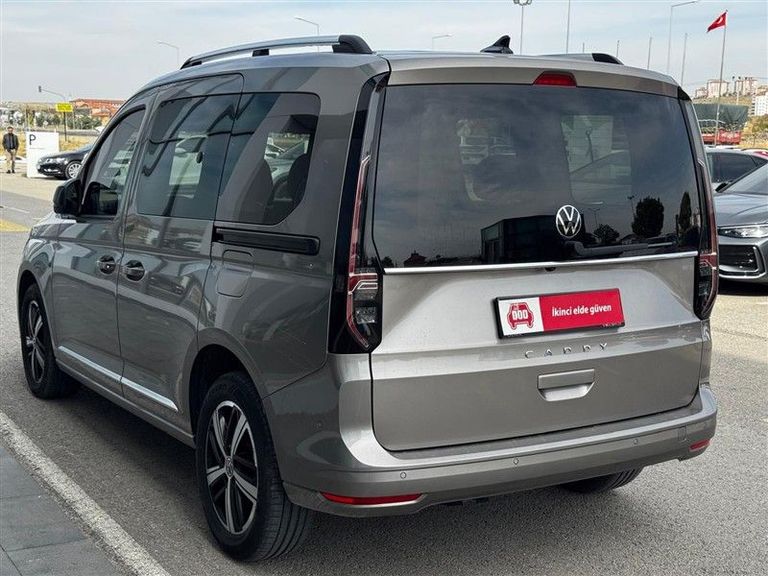 VOLKSWAGEN CADDY