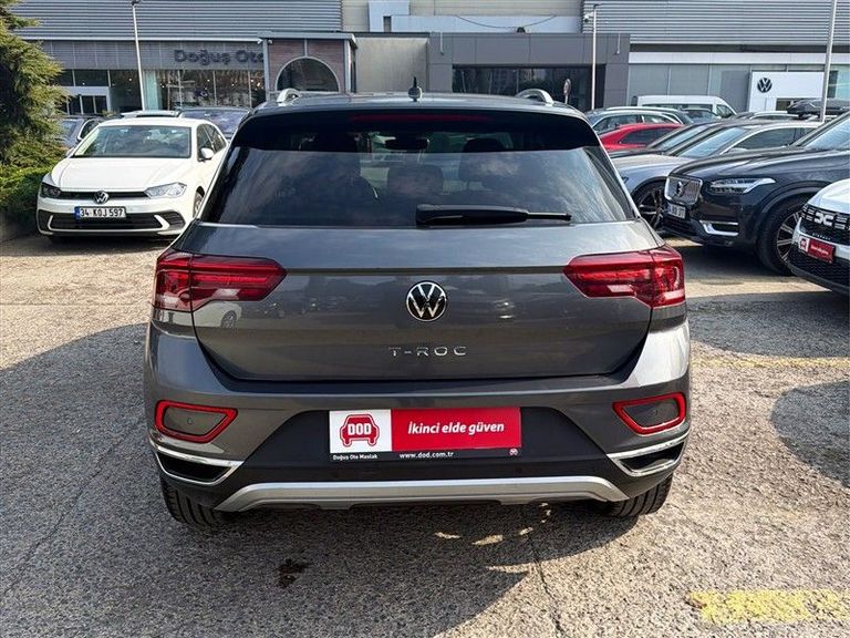 VOLKSWAGEN T-ROC