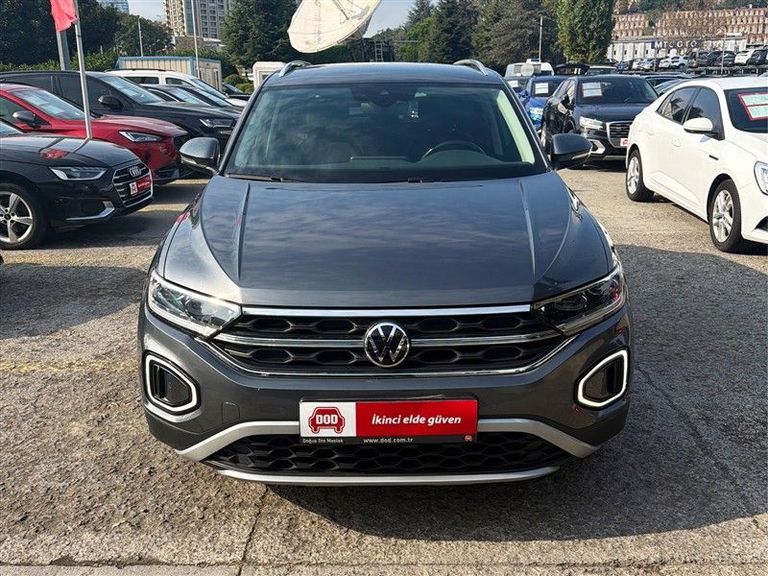 VOLKSWAGEN T-ROC