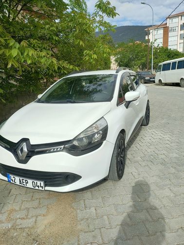RENAULT CLIO SPORT TOURER