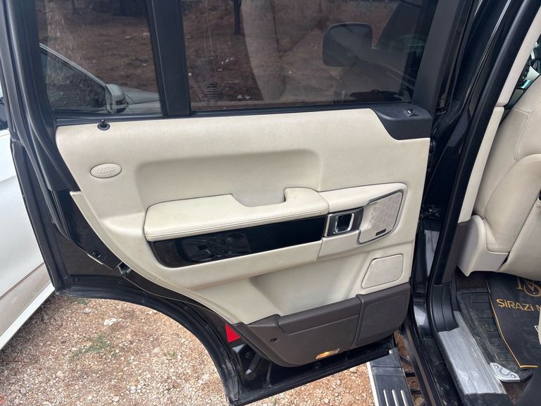 LAND ROVER RANGE ROVER