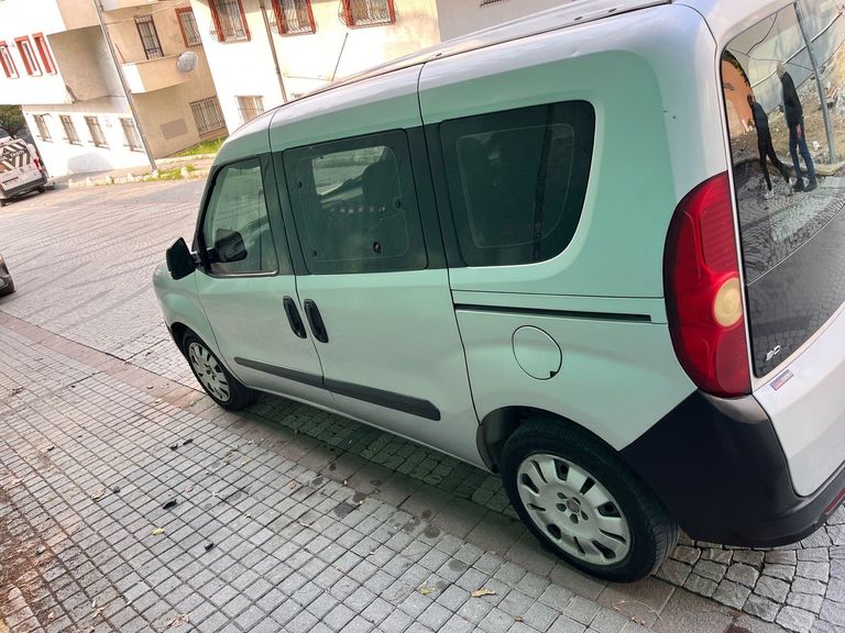 FIAT DOBLO COMBI