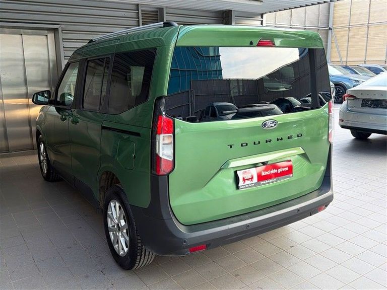 FORD TOURNEO COURIER