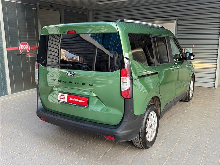 FORD TOURNEO COURIER