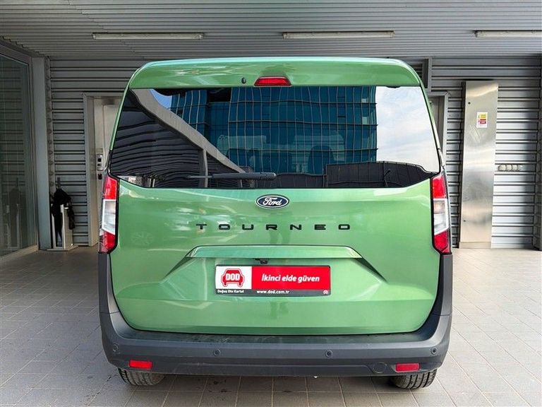 FORD TOURNEO COURIER