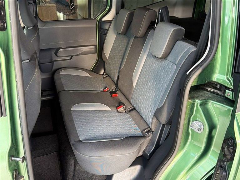 FORD TOURNEO COURIER