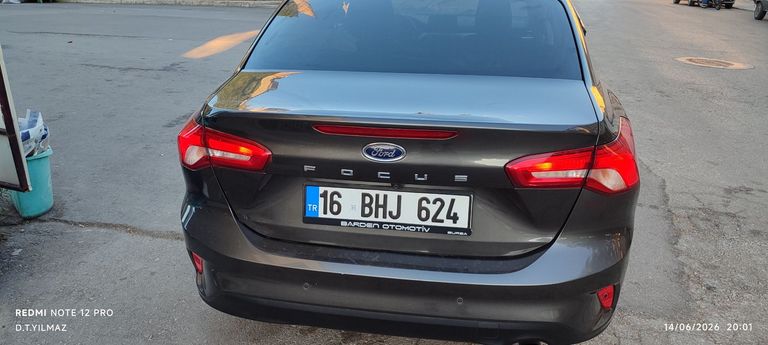 FORD FOCUS