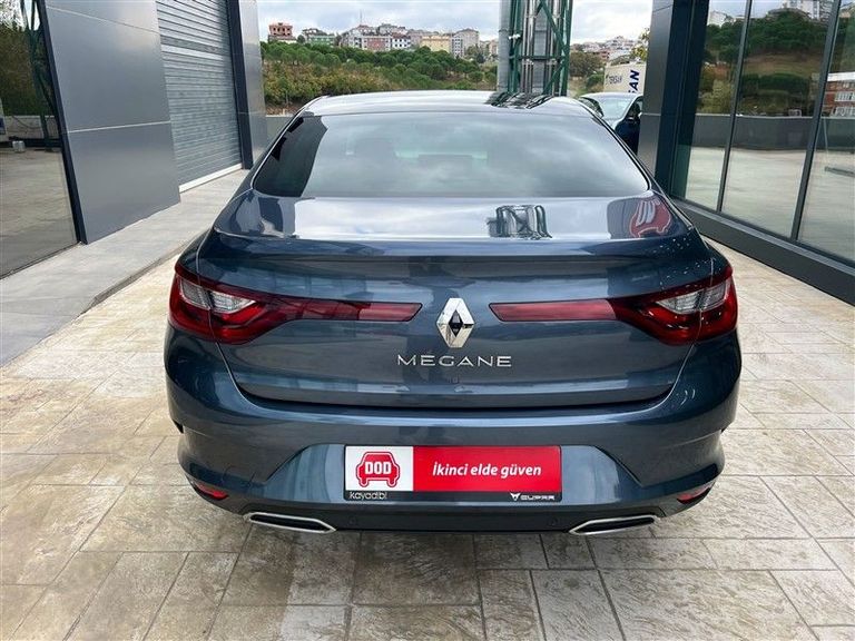 RENAULT MEGANE