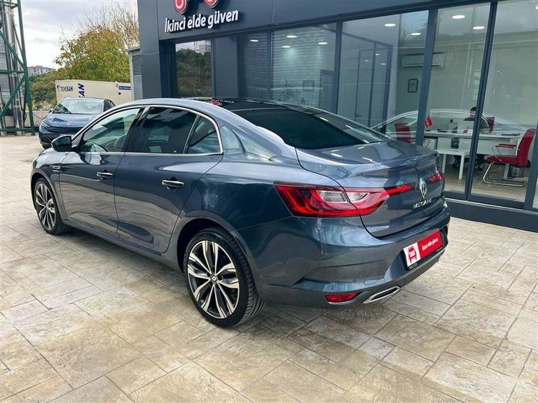 RENAULT MEGANE