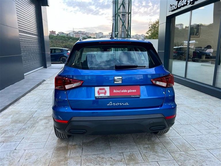 SEAT ARONA