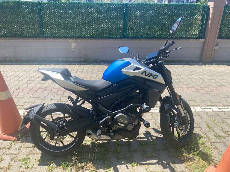 CFmoto 250NK