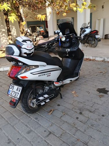 SYM GTS 250 i EVO